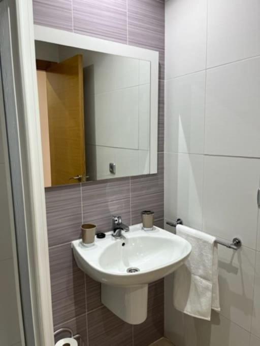 Apartamento Alicante Beach Екстериор снимка
