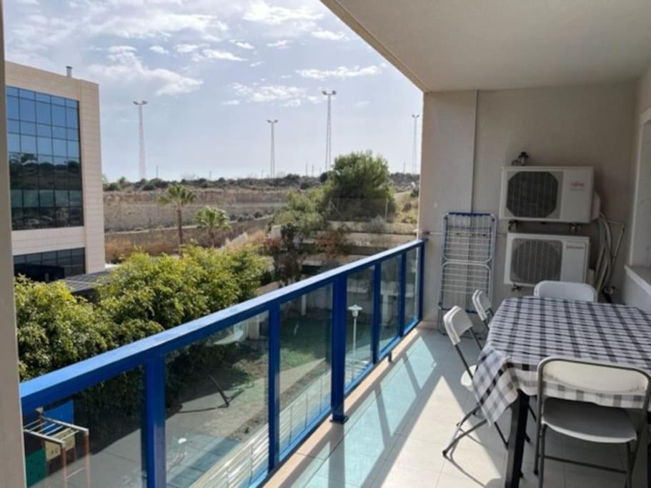 Apartamento Alicante Beach Екстериор снимка