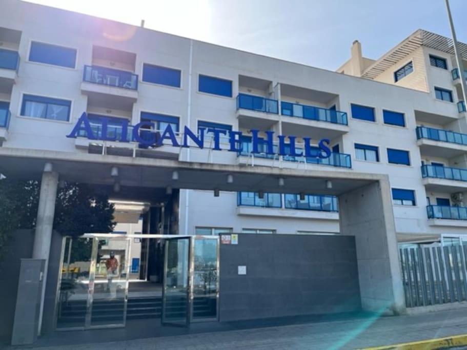 Apartamento Alicante Beach Екстериор снимка