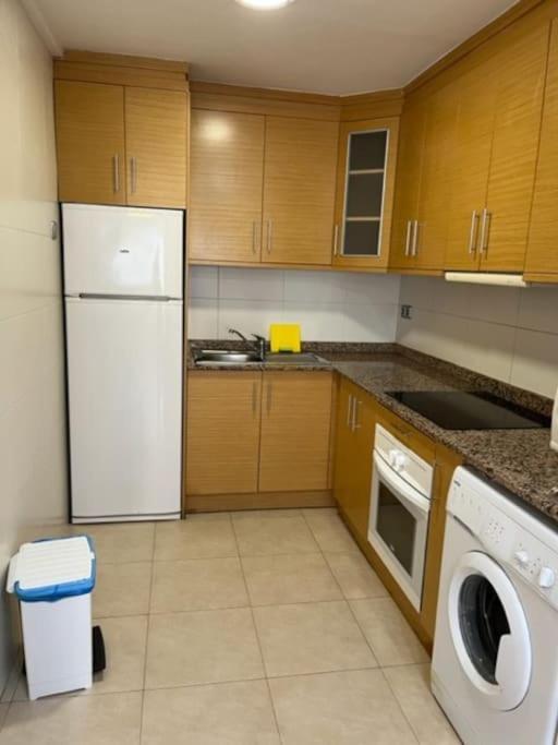 Apartamento Alicante Beach Екстериор снимка