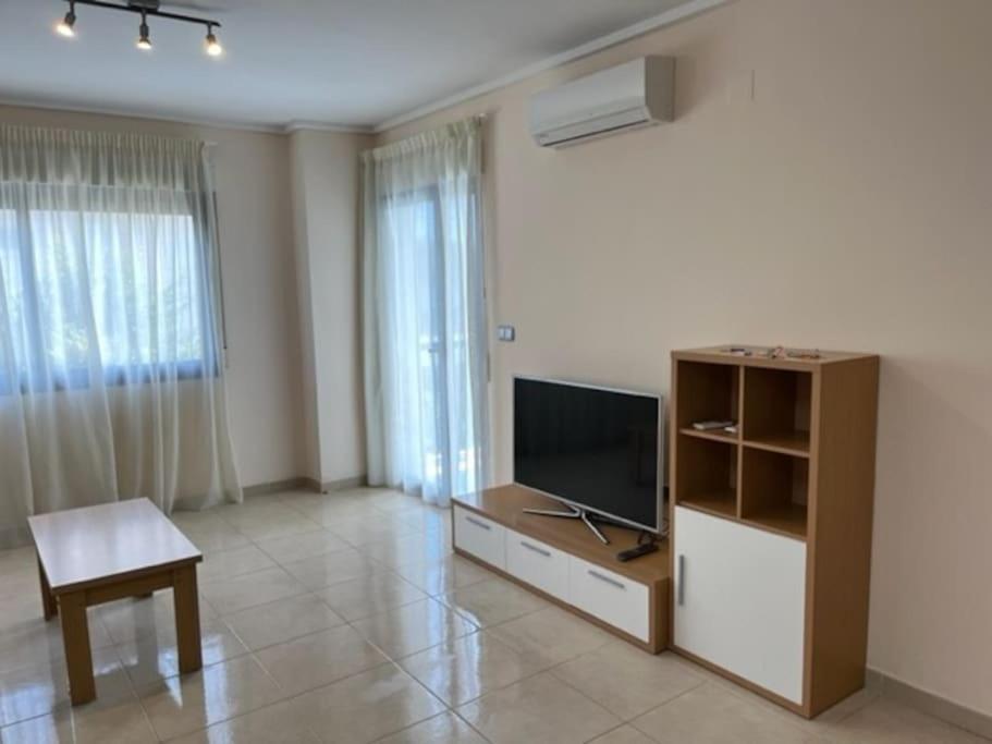 Apartamento Alicante Beach Екстериор снимка