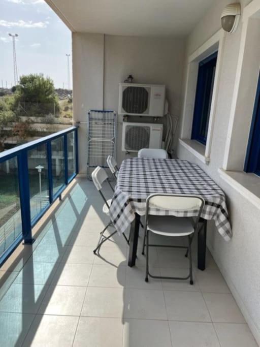 Apartamento Alicante Beach Екстериор снимка